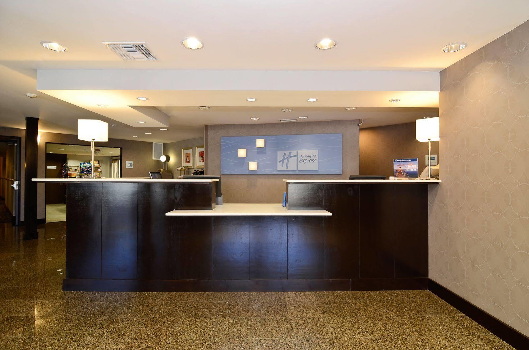 Holiday Inn Express San Diego Airport-Old Town By Ihg Bagian luar foto