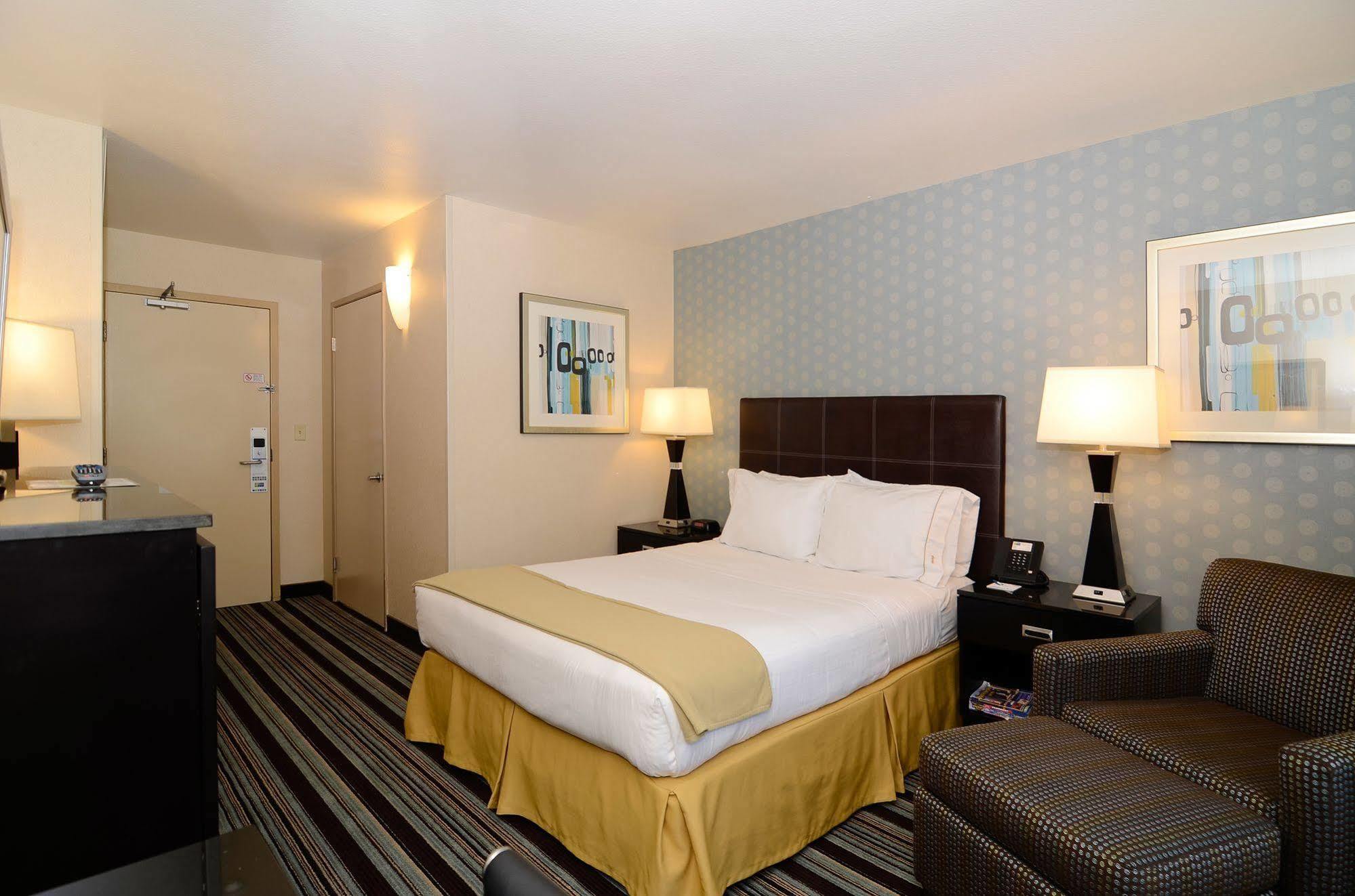 Holiday Inn Express San Diego Airport-Old Town By Ihg Bagian luar foto